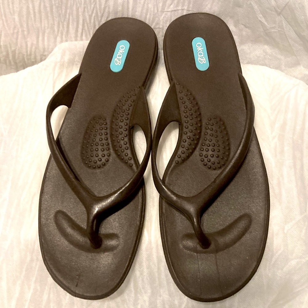 Oka b brown sandals size LL